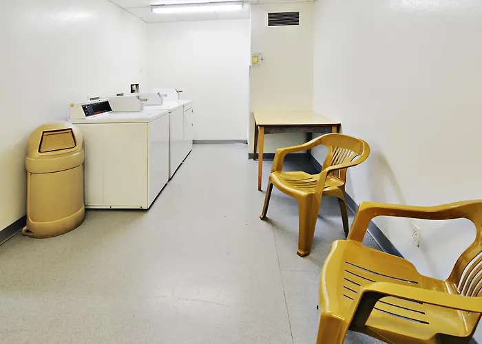 6-benson, Az 4* Benson