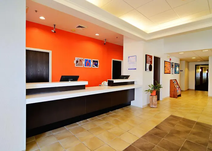 Hotel 6-benson, Az 4*